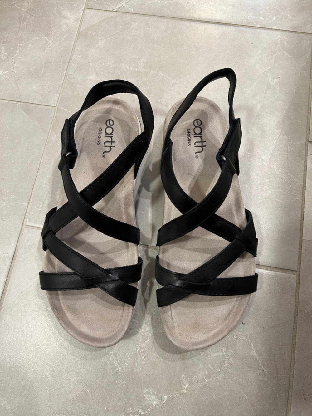 Earth Origins Black Crisscross Slingback Sandals Sz 8.5W